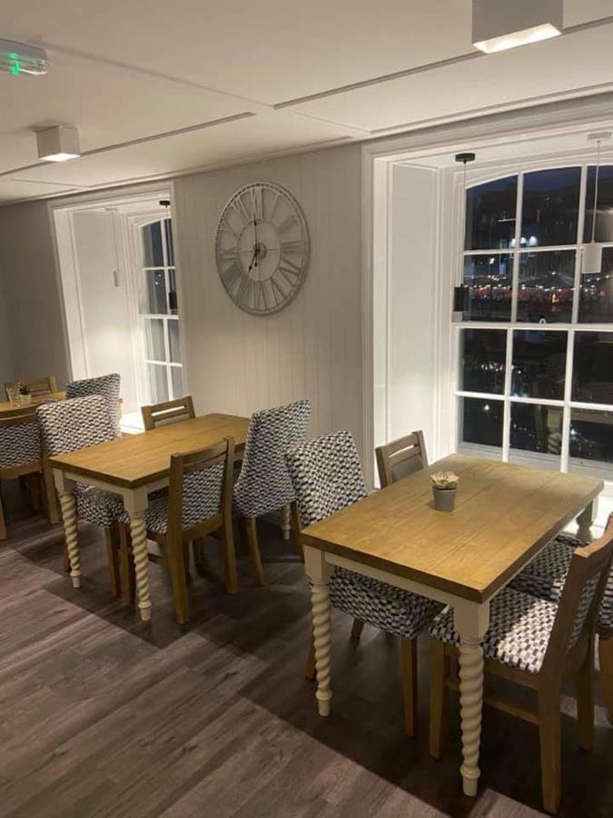The Three Crowns B&B 普里茅斯 外观 照片